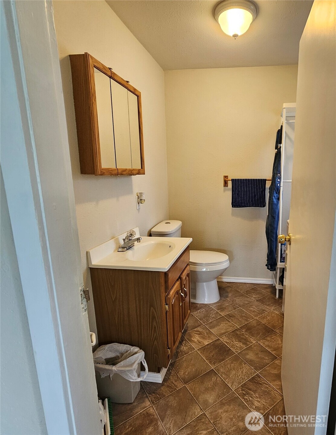 4127 SE Lovell Street , Port Orchard, WA 98366