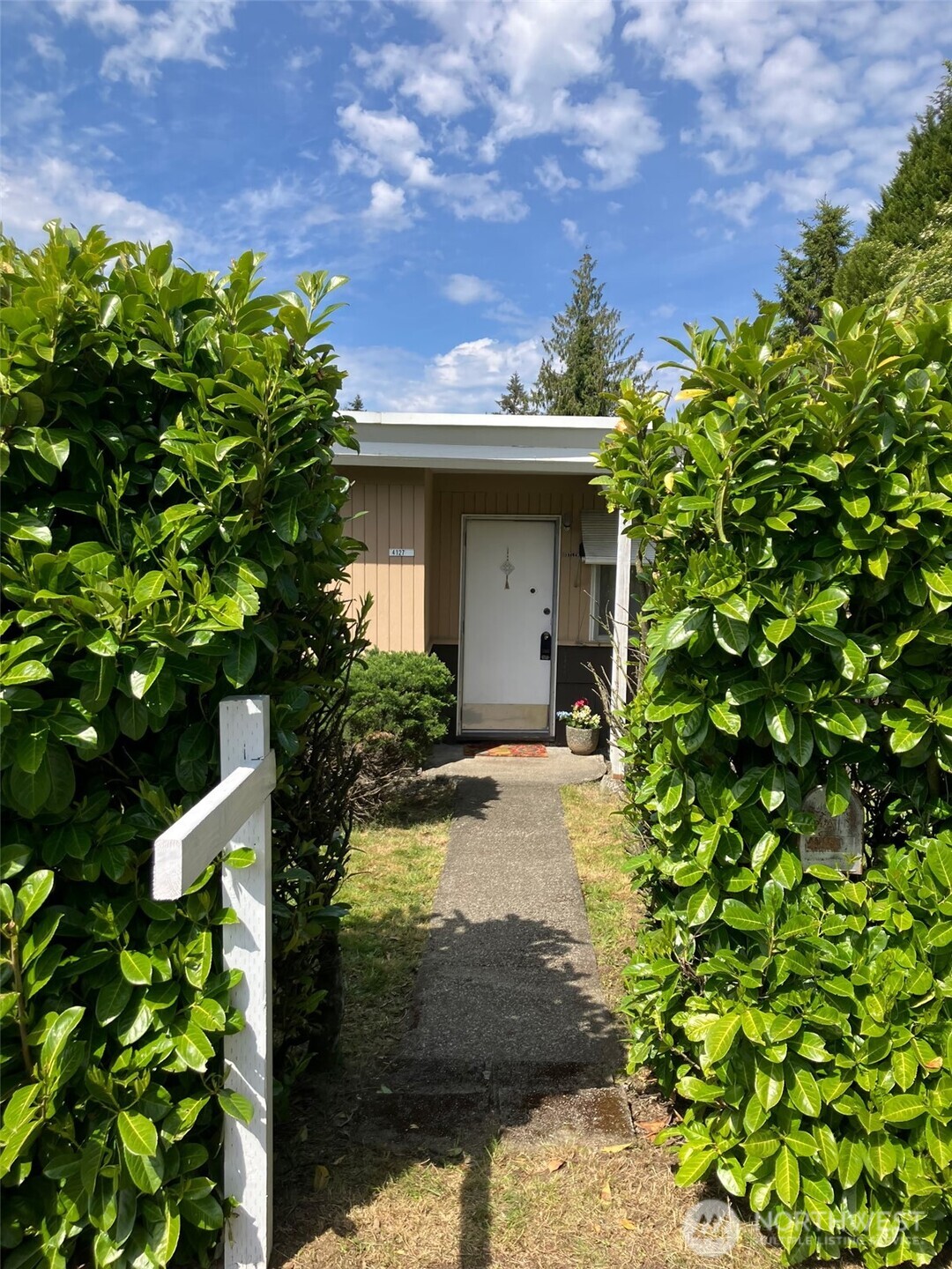 4127 SE Lovell Street , Port Orchard, WA 98366