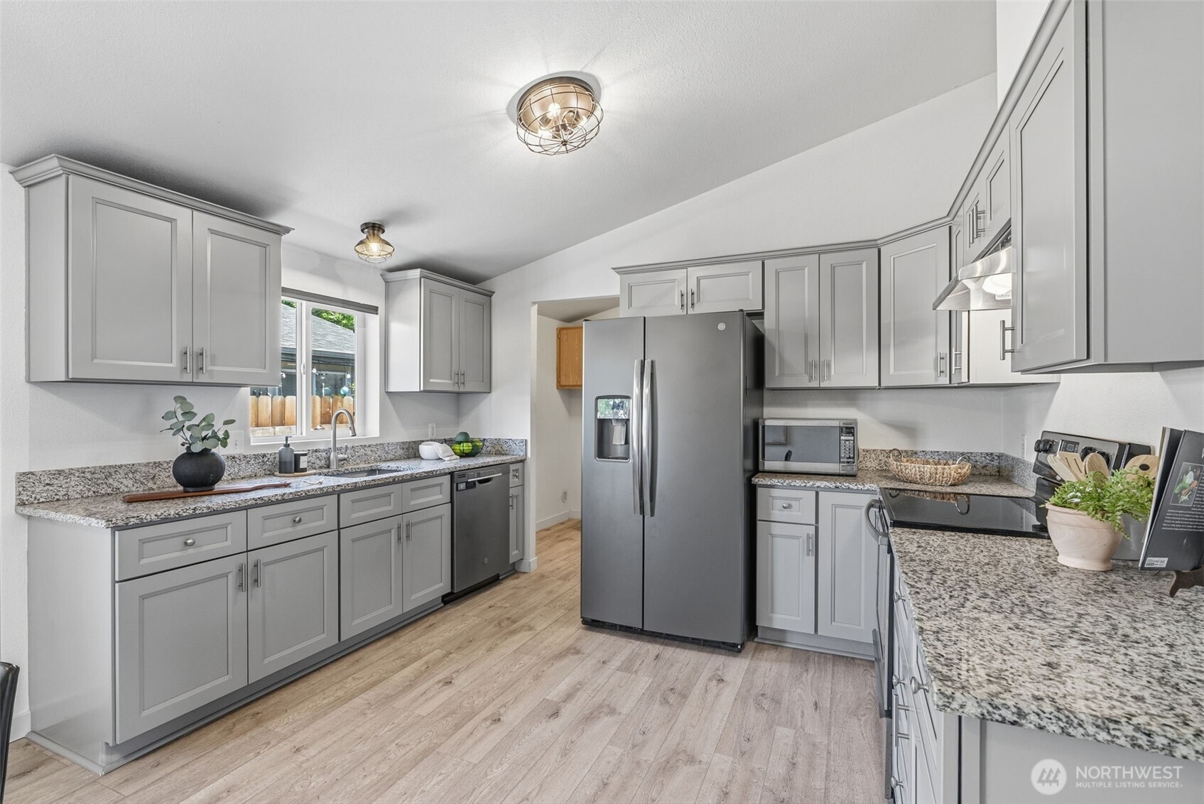 5111 NE 144th Avenue , Vancouver, WA 98682