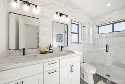 526 N 100th Street , Seattle, WA 98133 - Photo 15