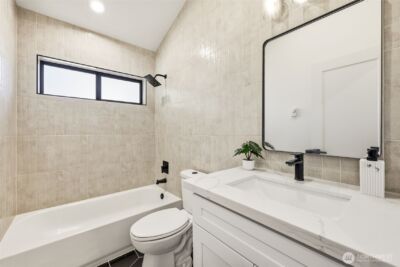 526 N 100th Street , Seattle, WA 98133 - Photo 18