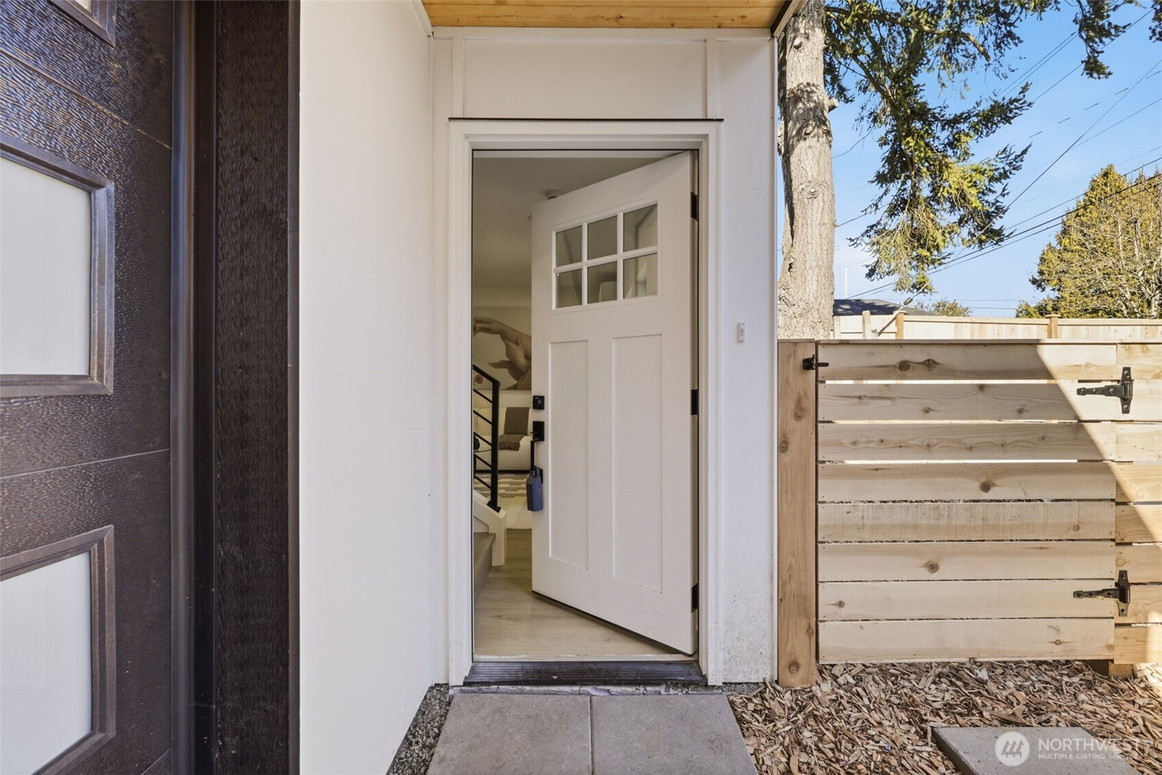 526 N 100th Street , Seattle, WA 98133