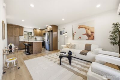 526 N 100th Street , Seattle, WA 98133 - Photo 7