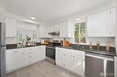 10263 NE 129th Lane , Kirkland, WA 98034-2882 - Photo 4