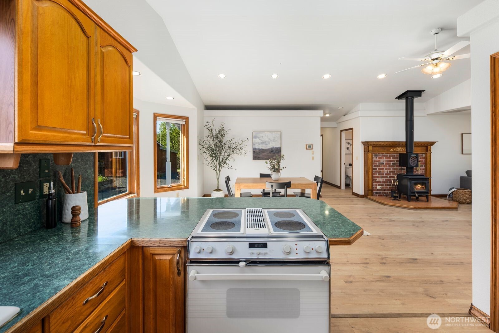 164 Valley Ridge Rd , Chehalis, WA 98532