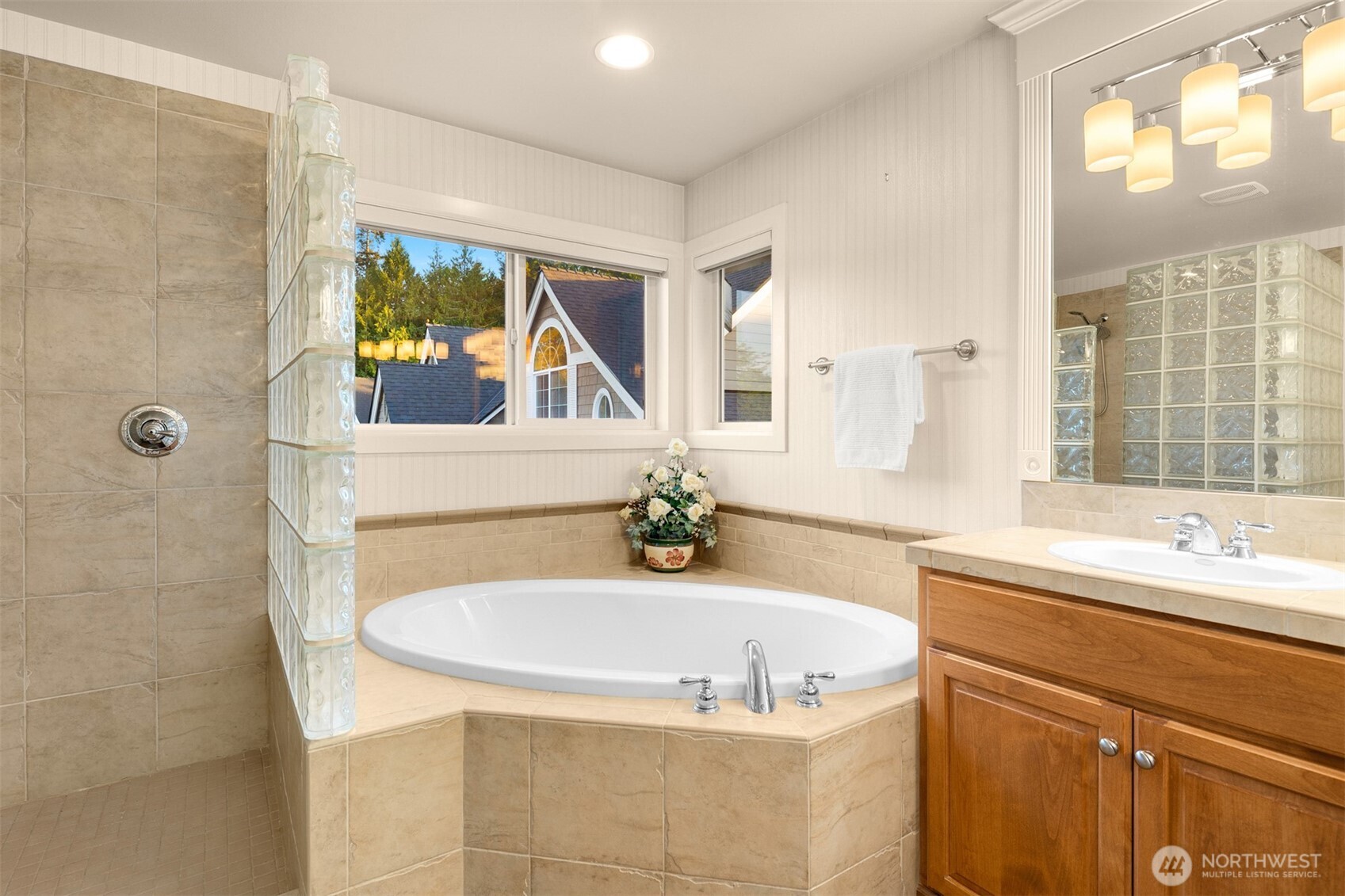 3021 278th Court SE, Sammamish, WA 98075