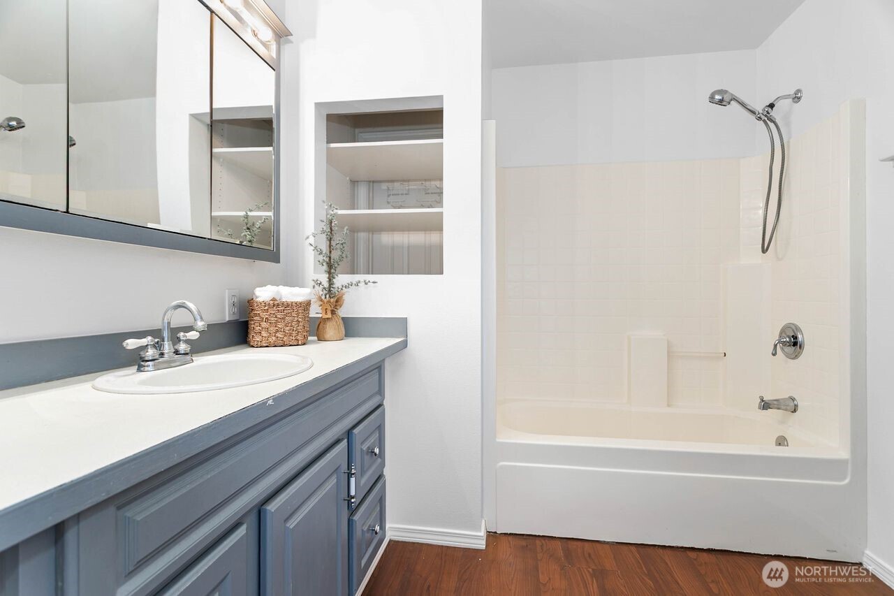 3671 Harnden Drive , Bellingham, WA 98226