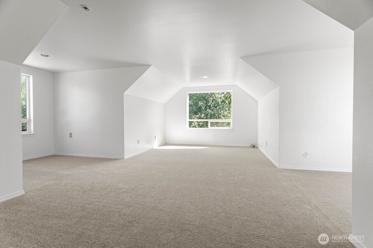 3671 Harnden Drive , Bellingham, WA 98226