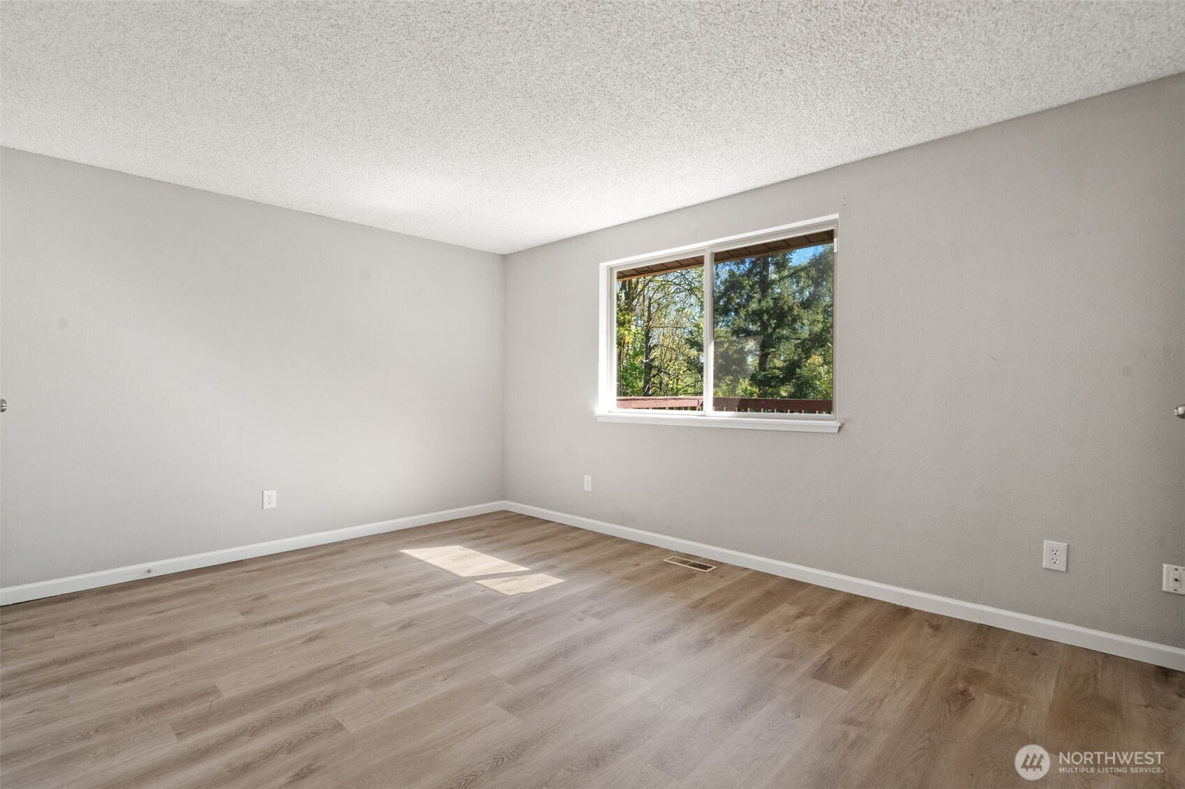 2103 Ponderosa Drive SE, Port Orchard, WA 98366-5739