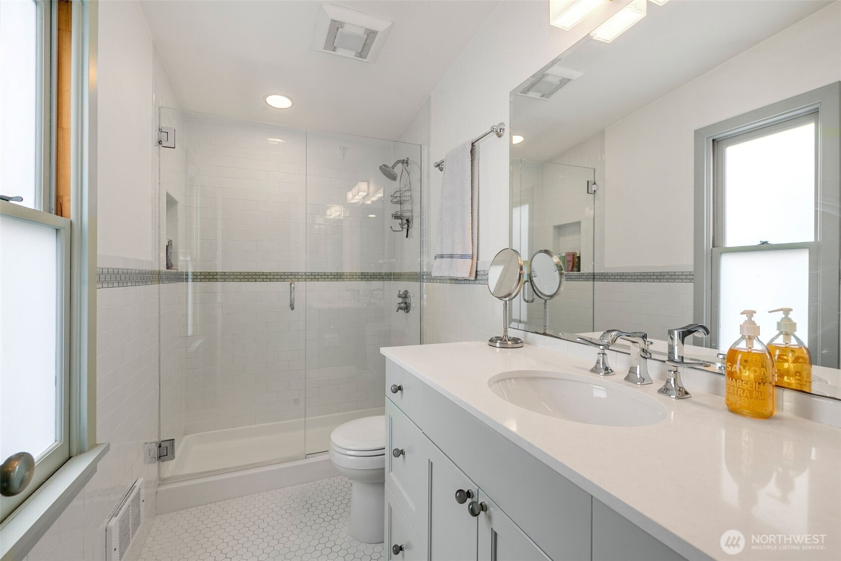 1406 Harvard Avenue #10, Seattle, WA 98122