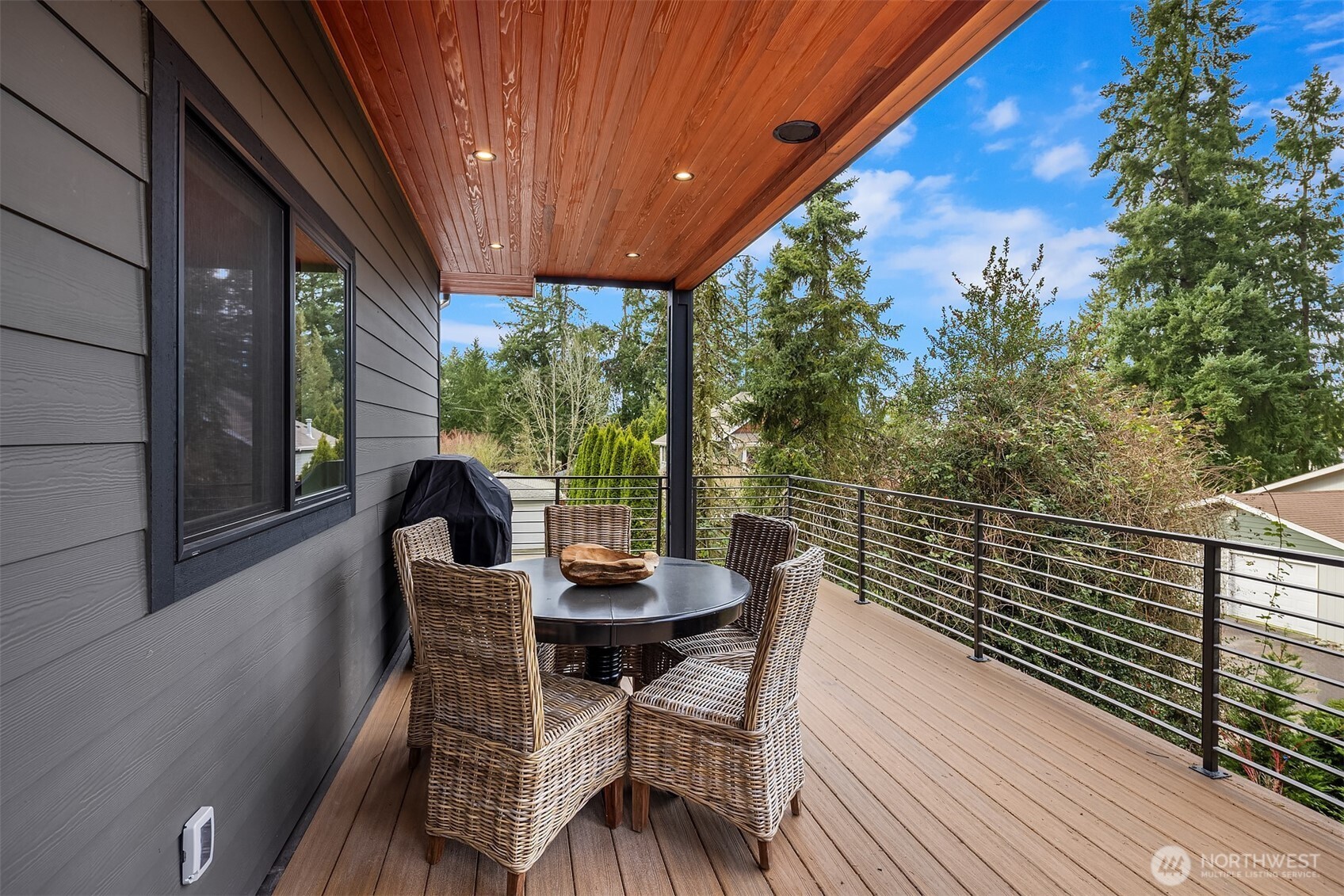 12226 NE 70th Street , Kirkland, WA 98033