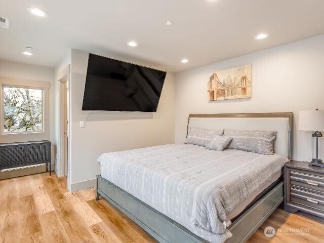 13716 30 Avenue NE #B, Seattle, WA 98125