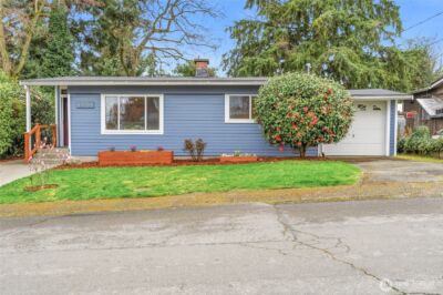 2300 NE 8th Place , Renton, WA 98056