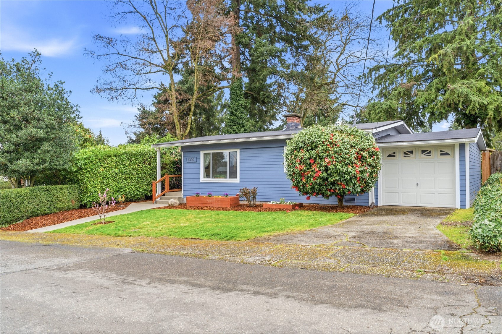2300 NE 8th Place , Renton, WA 98056