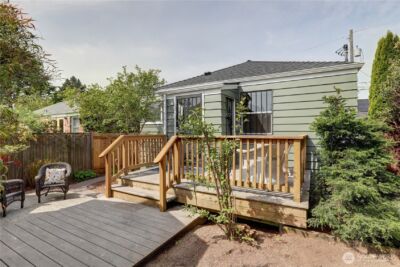 7504 27th Avenue NW, Seattle, WA 98117 - Photo 2