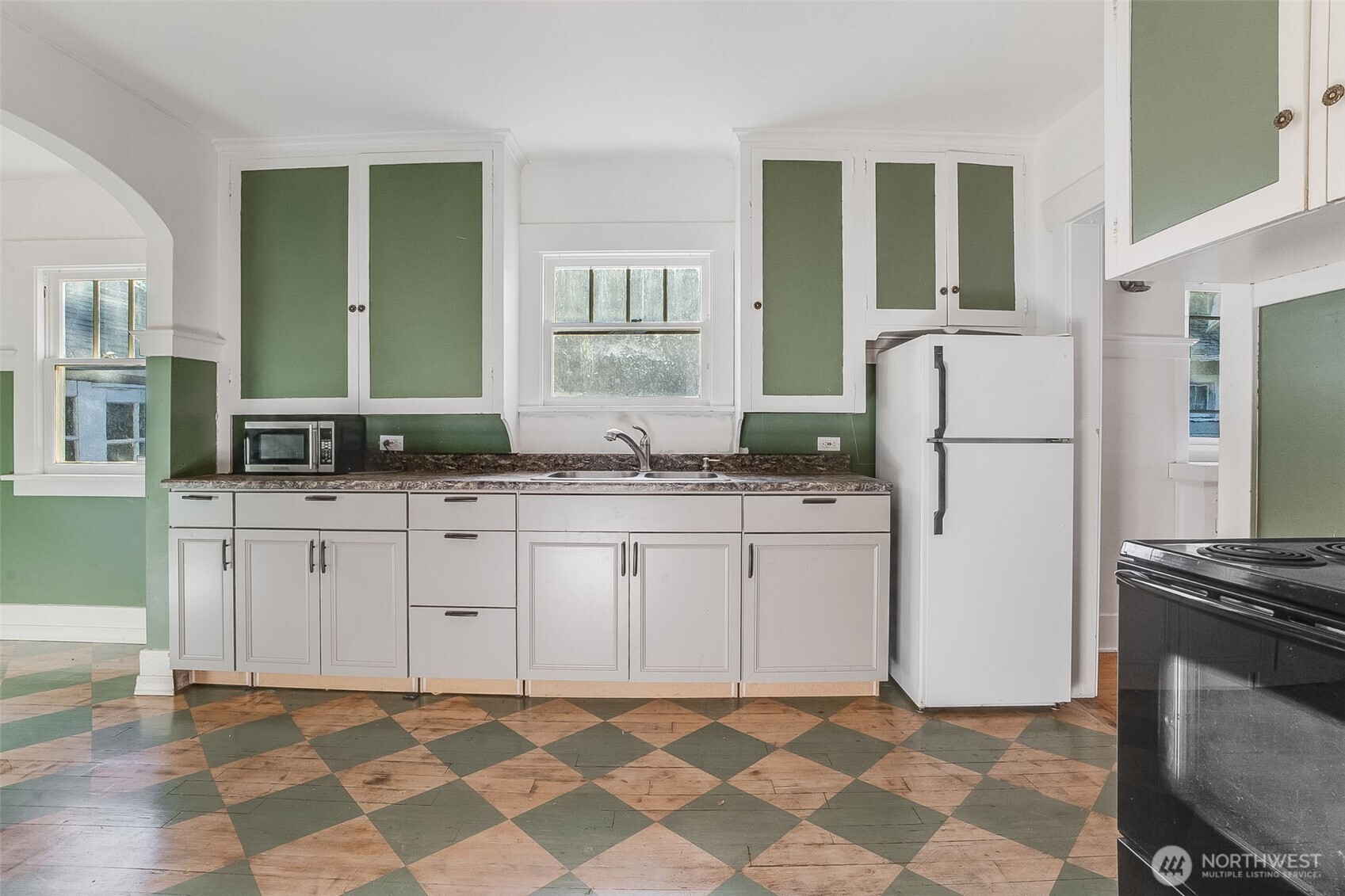 1218 S 4th Street , Tacoma, WA 98405