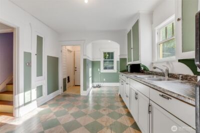1218 S 4th Street , Tacoma, WA 98405 - Photo 10