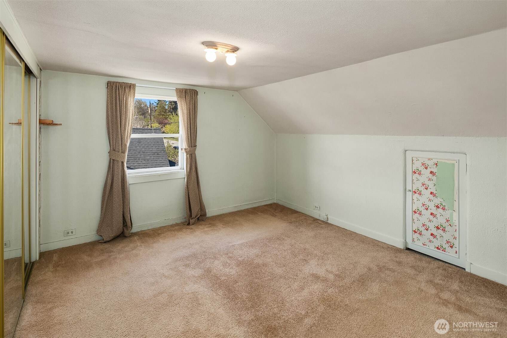 109 W 3rd Street , Cle Elum, WA 98922