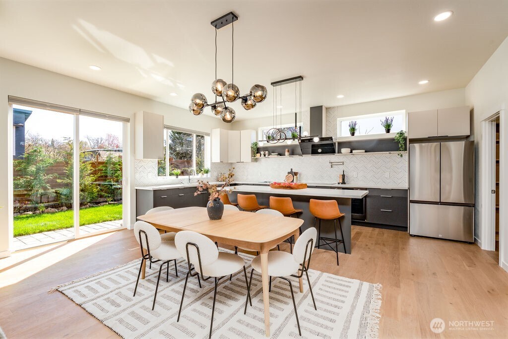 5114 15th Avenue S, Seattle, WA 98108