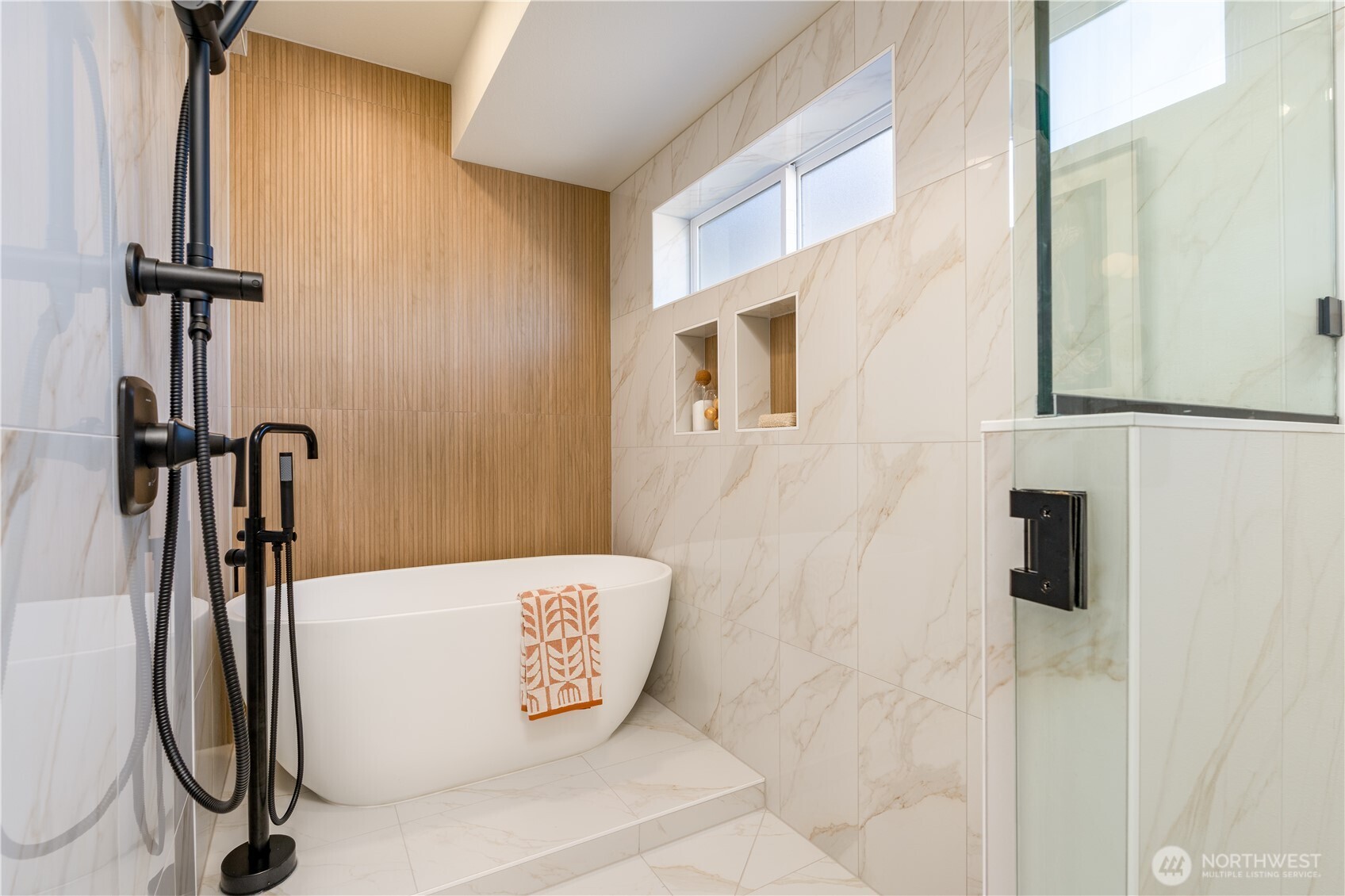 5114 15th Avenue S, Seattle, WA 98108