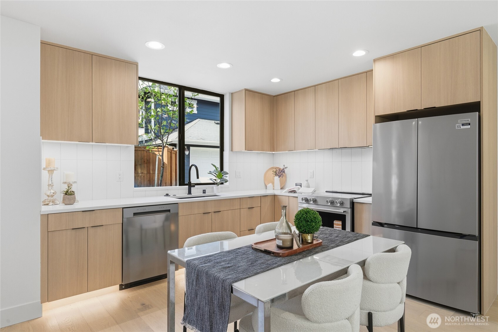 324 NW 80th Street , Seattle, WA 98117