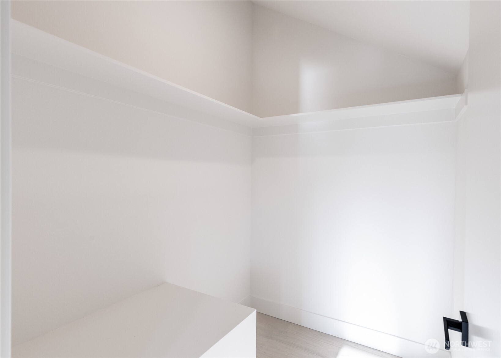 324 NW 80th Street , Seattle, WA 98117