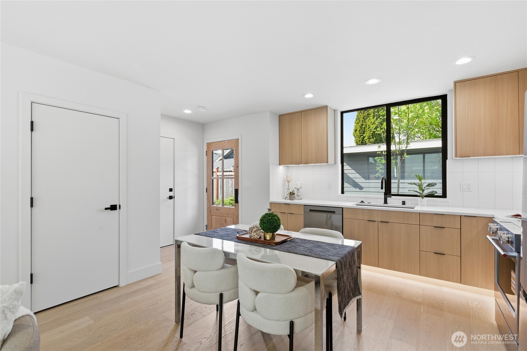 324 NW 80th Street , Seattle, WA 98117
