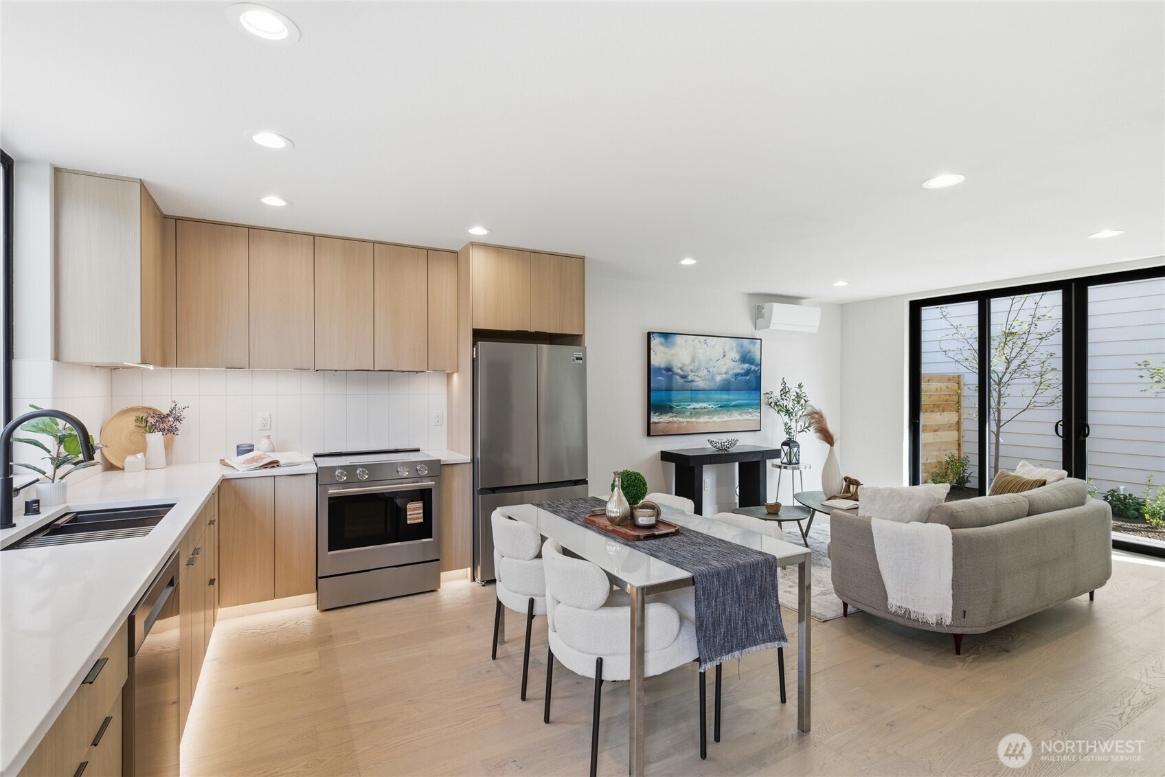 324 NW 80th Street , Seattle, WA 98117