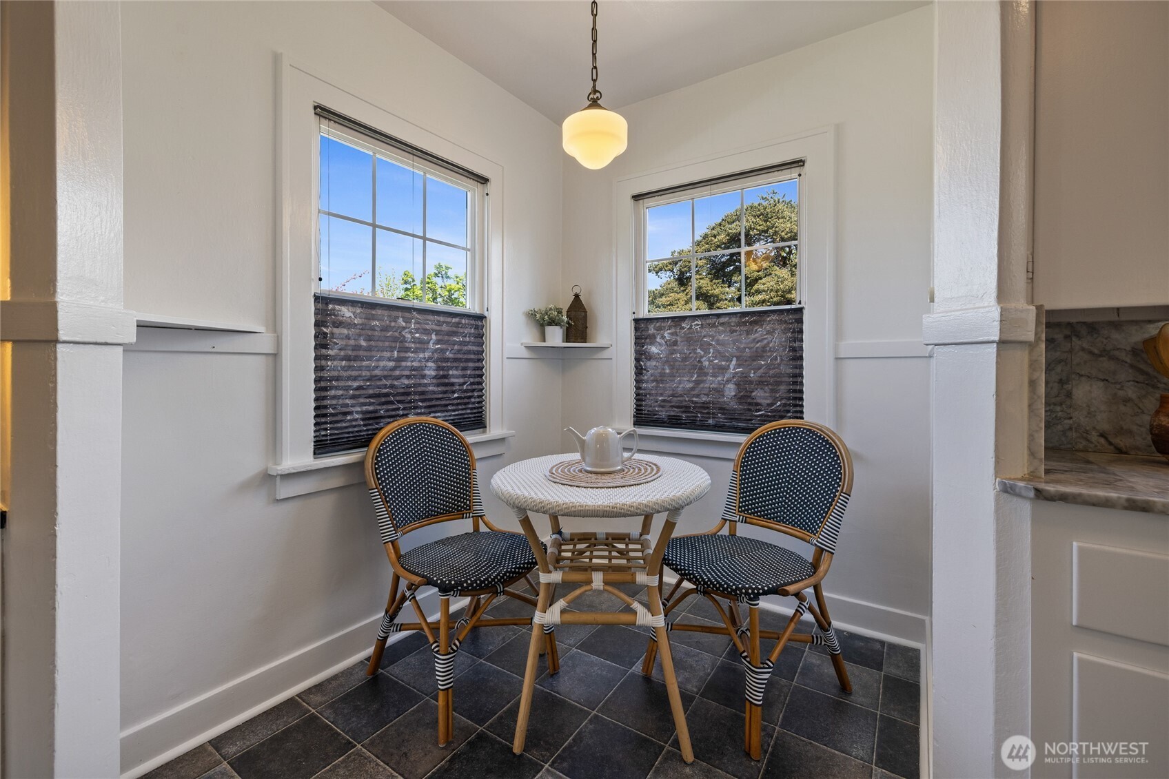 923 N Junett Street , Tacoma, WA 98406