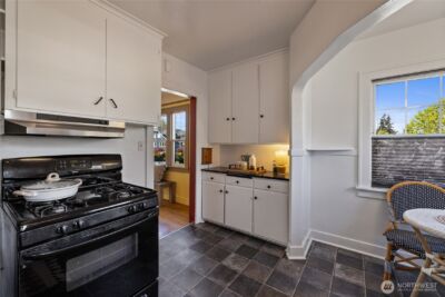 923 N Junett Street , Tacoma, WA 98406 - Photo 12