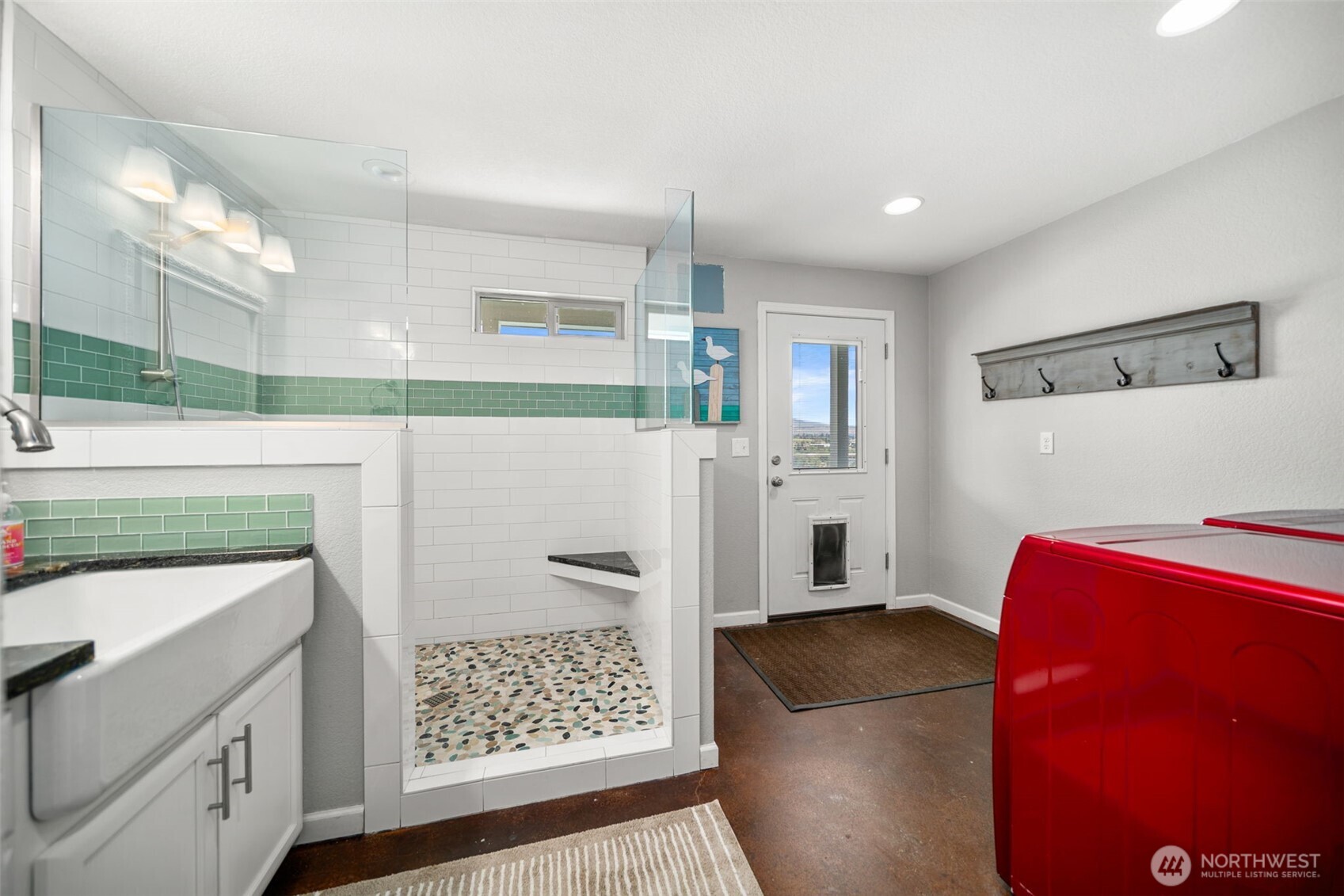 1901 Sleepy Hollow Road , Wenatchee, WA 98801