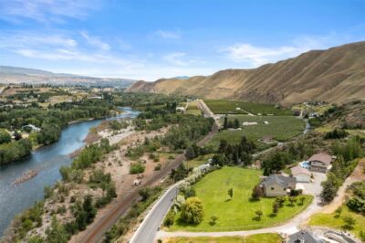 1901 Sleepy Hollow Road , Wenatchee, WA 98801 - Photo 3