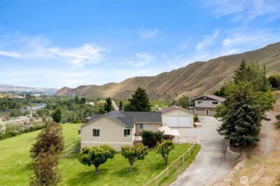 1901 Sleepy Hollow Road , Wenatchee, WA 98801 - Photo 4
