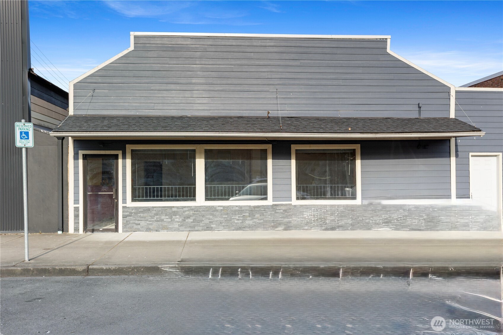 101 S Granite Avenue , Granite Falls, WA 98252