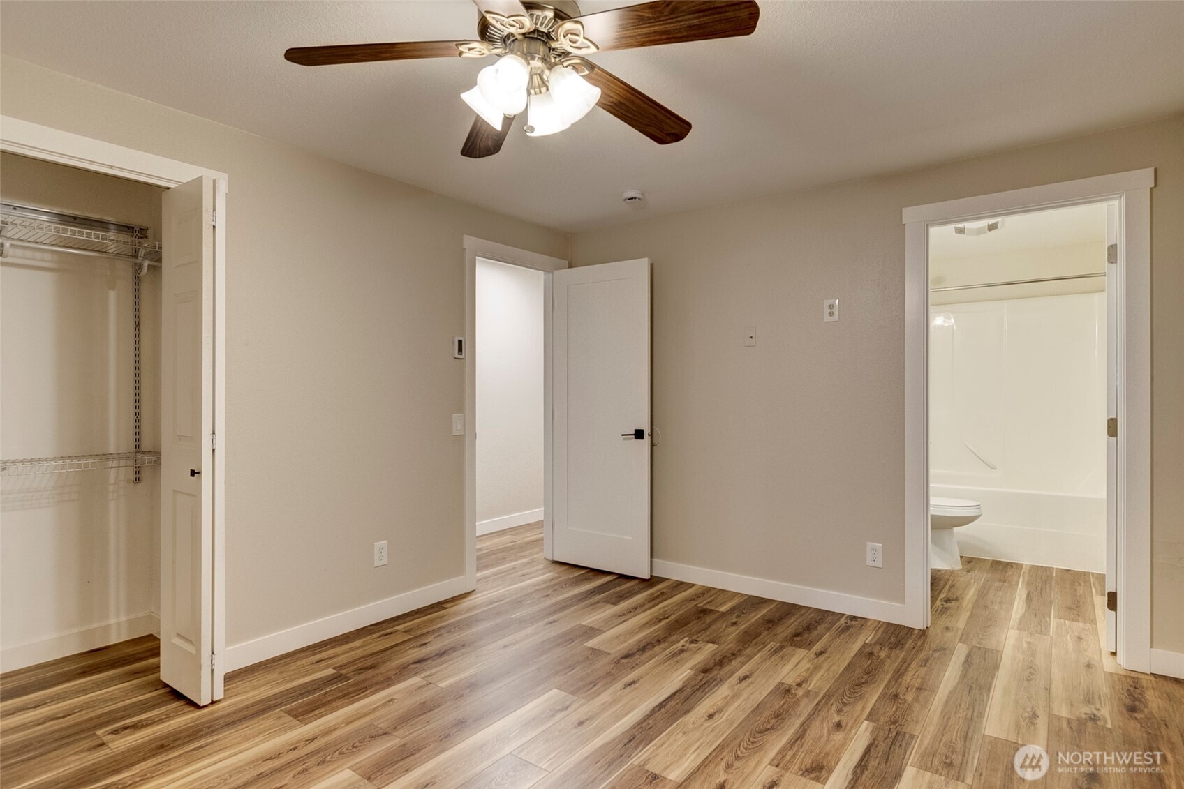 1024 NW Anchor Drive , Oak Harbor, WA 98277