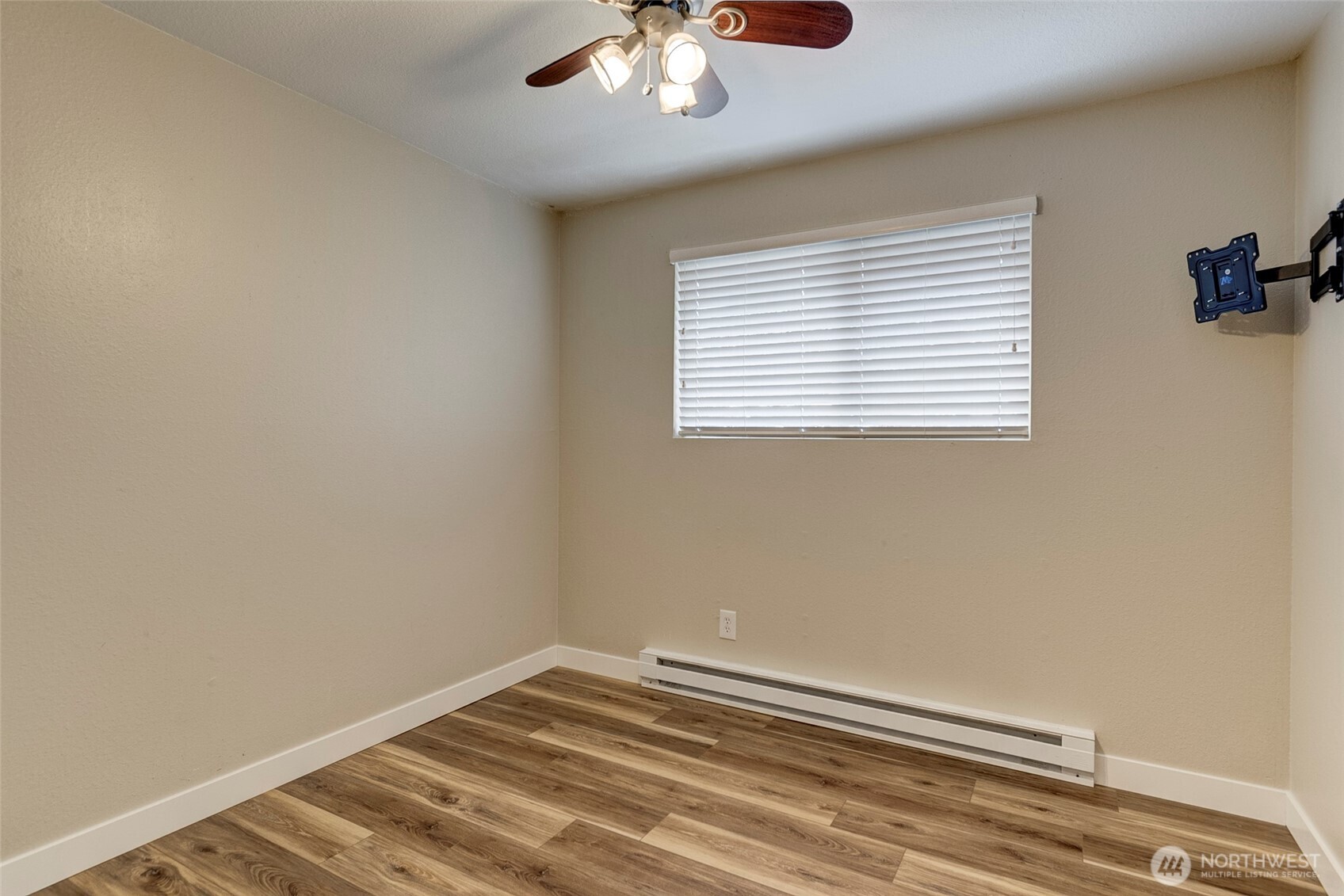 1024 NW Anchor Drive , Oak Harbor, WA 98277