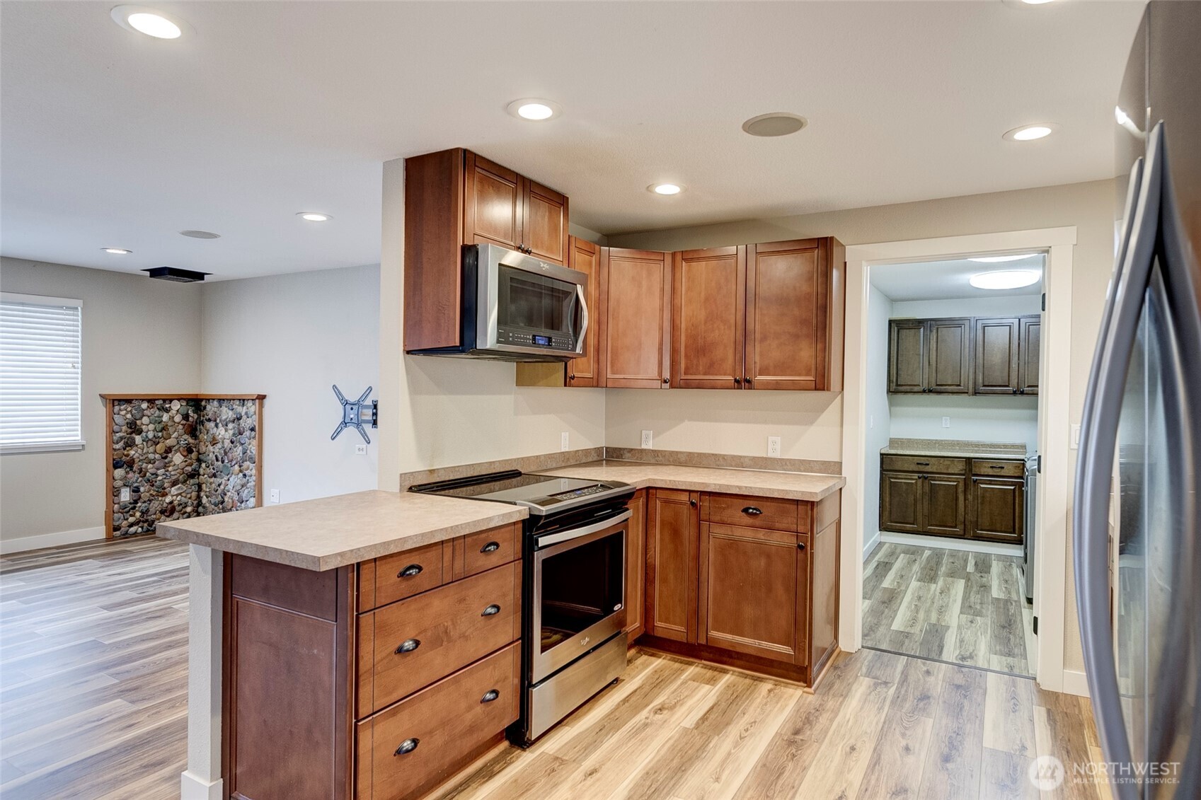 1024 NW Anchor Drive , Oak Harbor, WA 98277