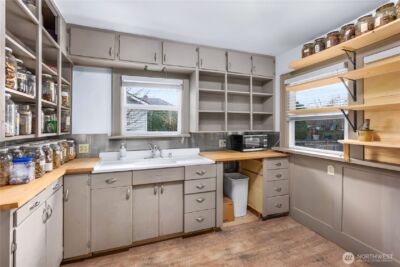 337 Park Avenue N, Renton, WA 98057 - Photo 11