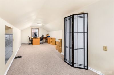 337 Park Avenue N, Renton, WA 98057 - Photo 13
