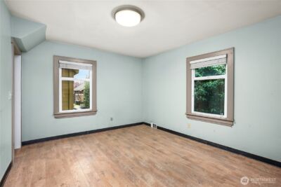 337 Park Avenue N, Renton, WA 98057 - Photo 8