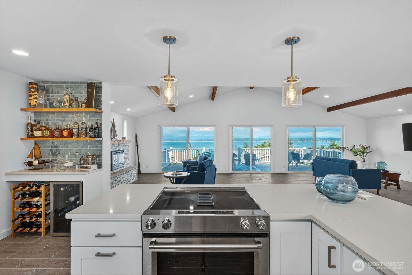 1497 Thompson Drive , Camano Island, WA 98282