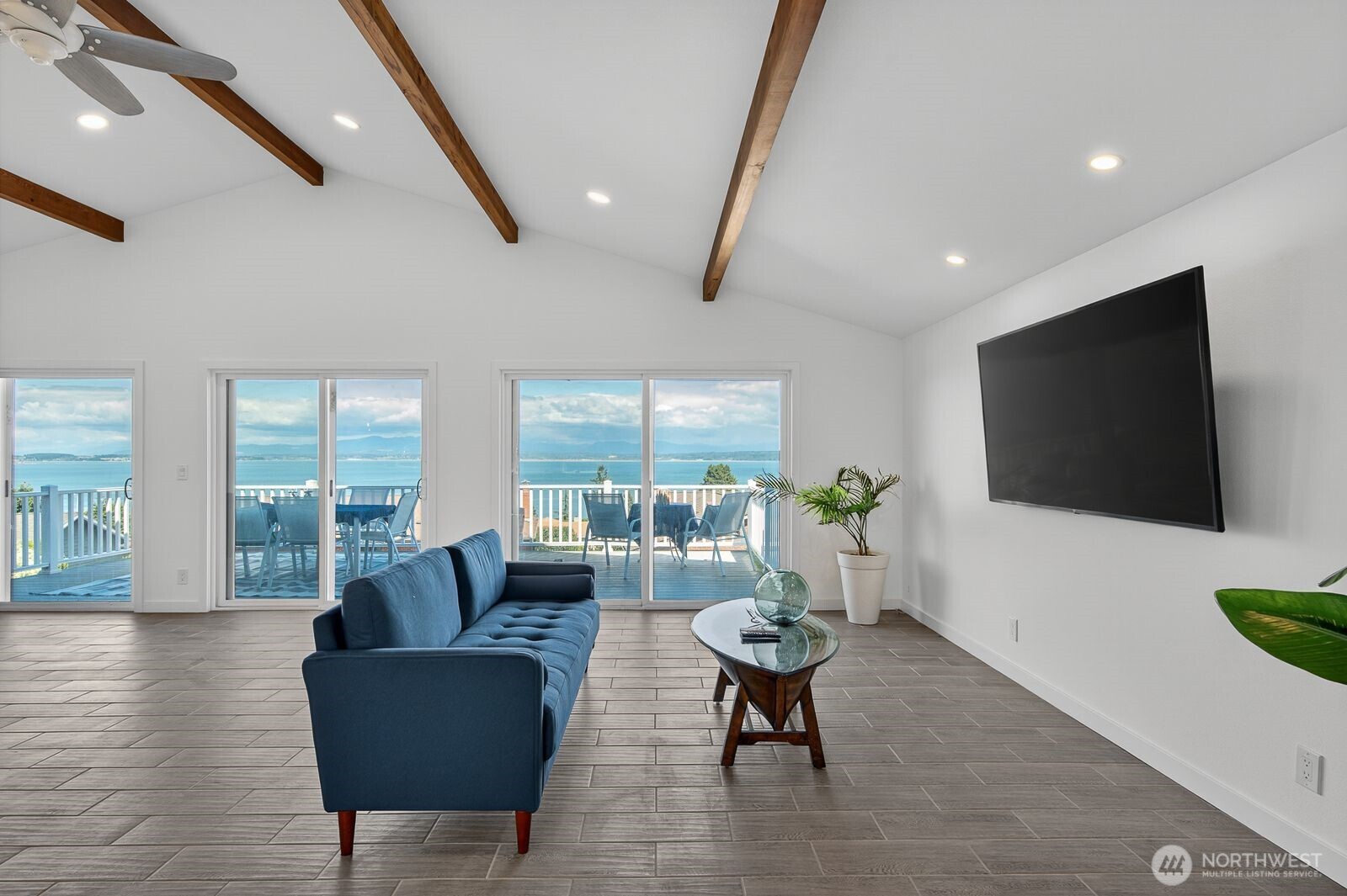 1497 Thompson Drive , Camano Island, WA 98282