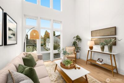 222 D 10th Avenue E, Seattle, WA 98102 - Photo 5