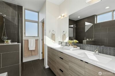 4411 Meridian Avenue N, Seattle, WA 98103 - Photo 18