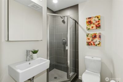 4411 Meridian Avenue N, Seattle, WA 98103 - Photo 5