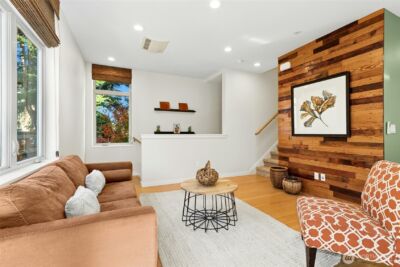 4411 Meridian Avenue N, Seattle, WA 98103 - Photo 9