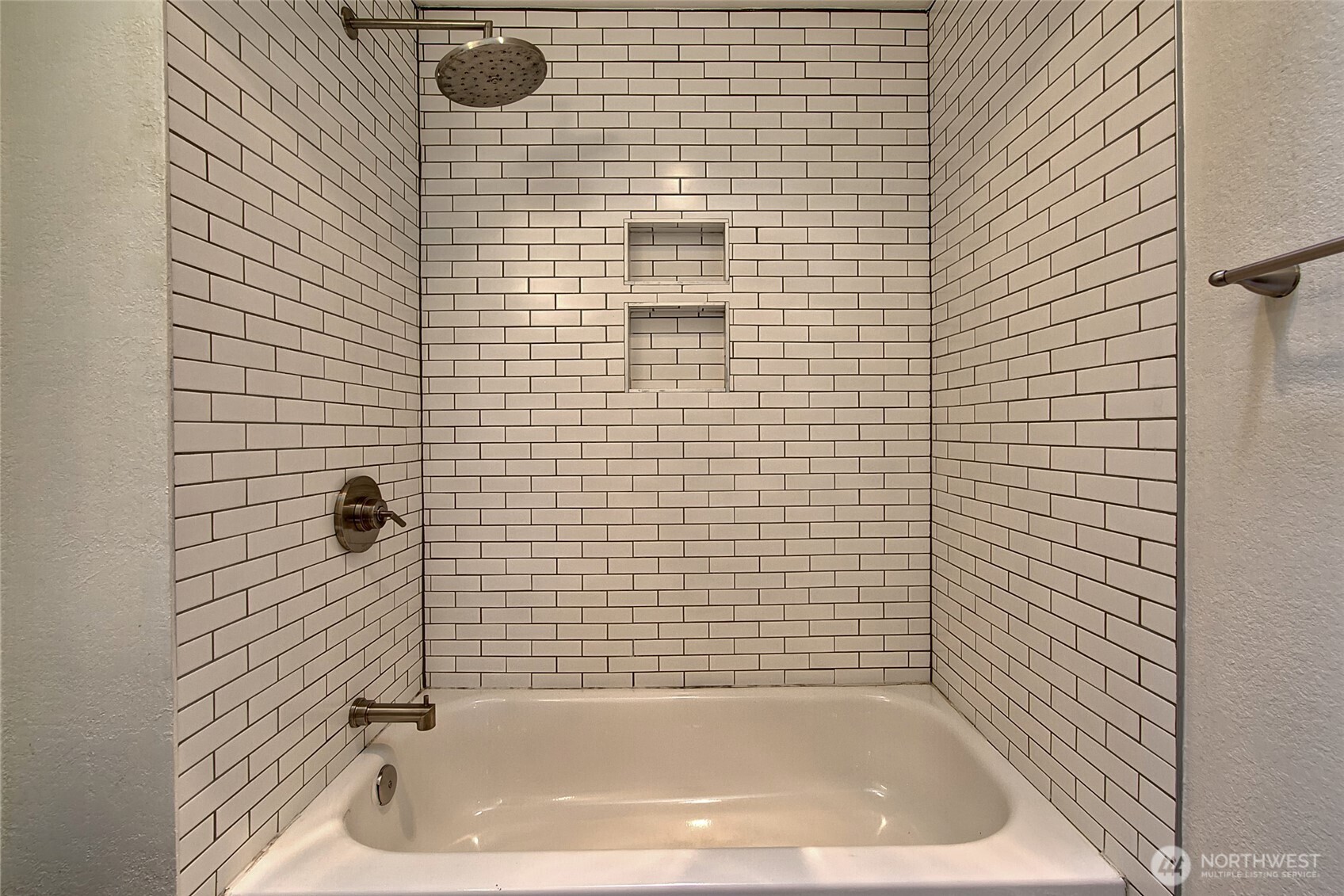 733 104th Street , Seattle, WA 98133-9211