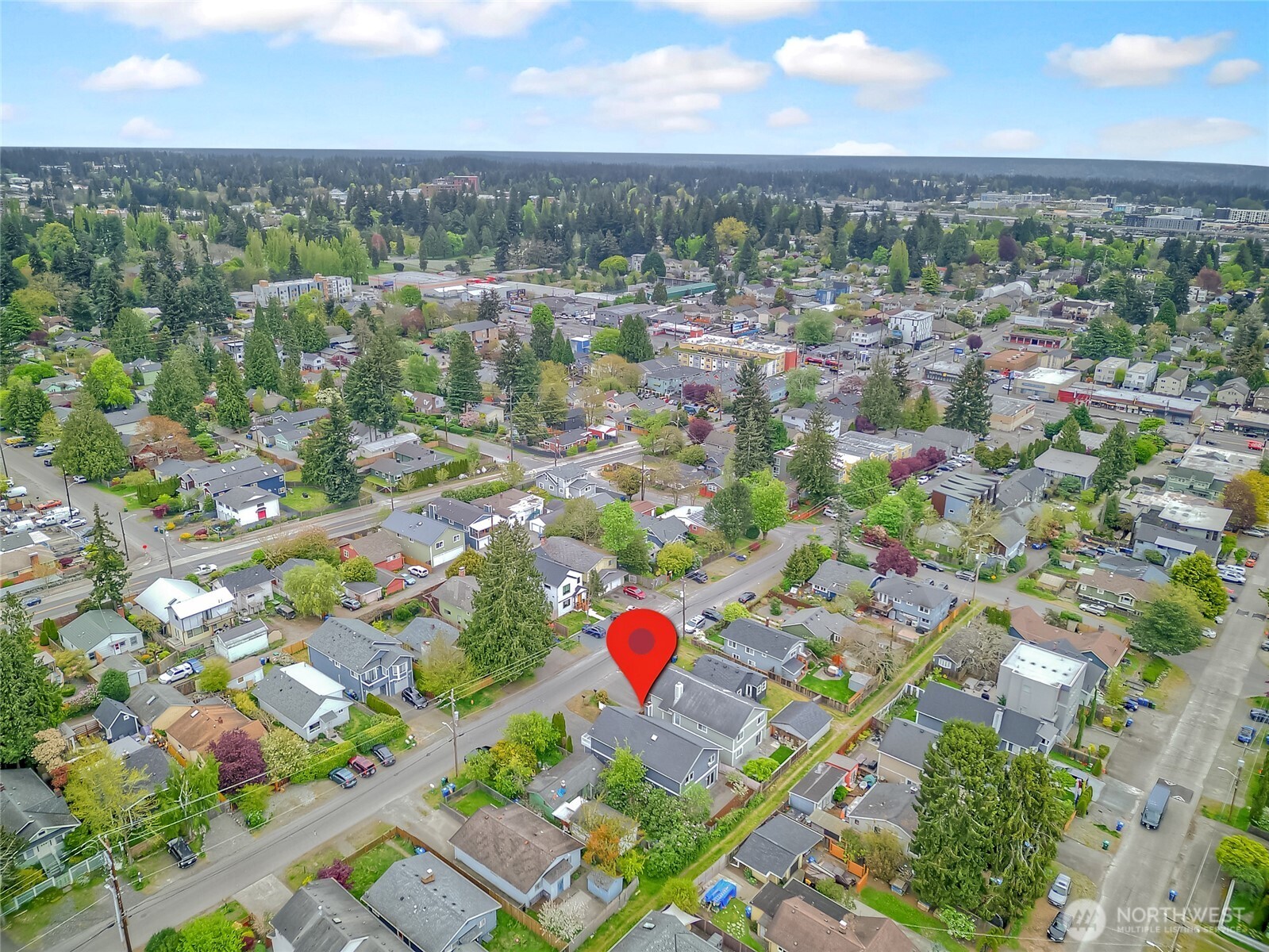733 104th Street , Seattle, WA 98133-9211