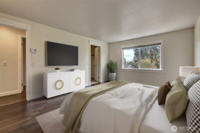 733 104th Street , Seattle, WA 98133-9211 - Photo 10