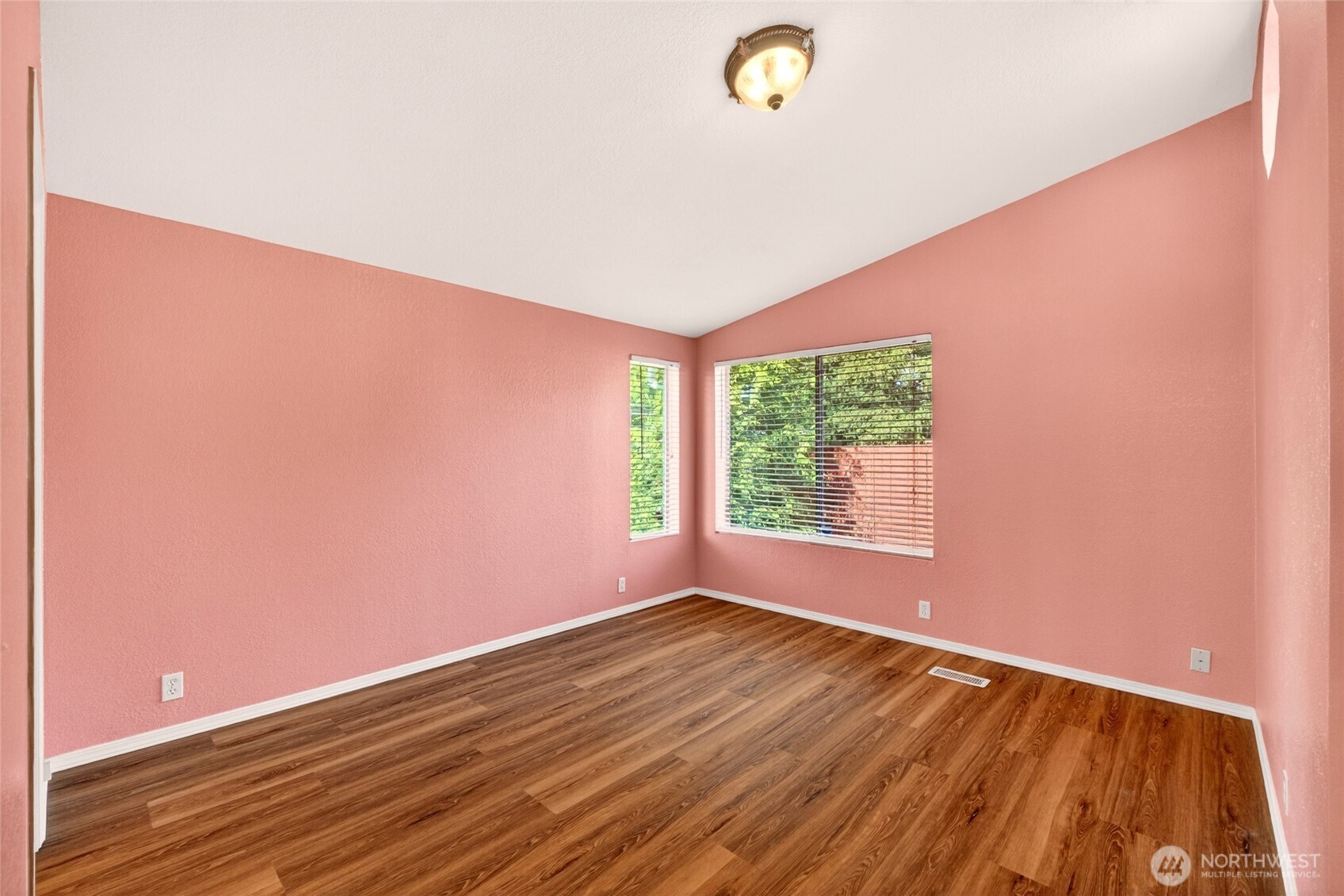 22110 Cedarview Drive E, Bonney Lake, WA 98391